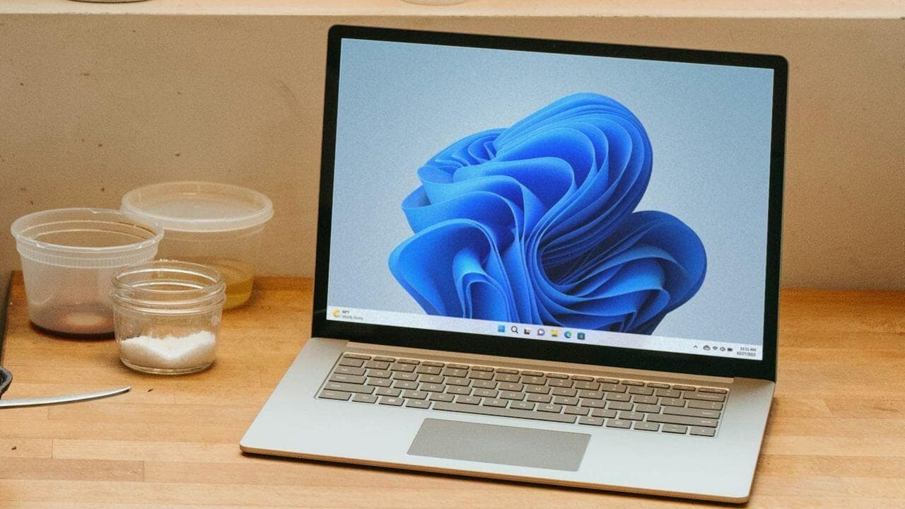 Ordenador portatil Windows tarros cocina Ordenador portatil Windows tarros cocina