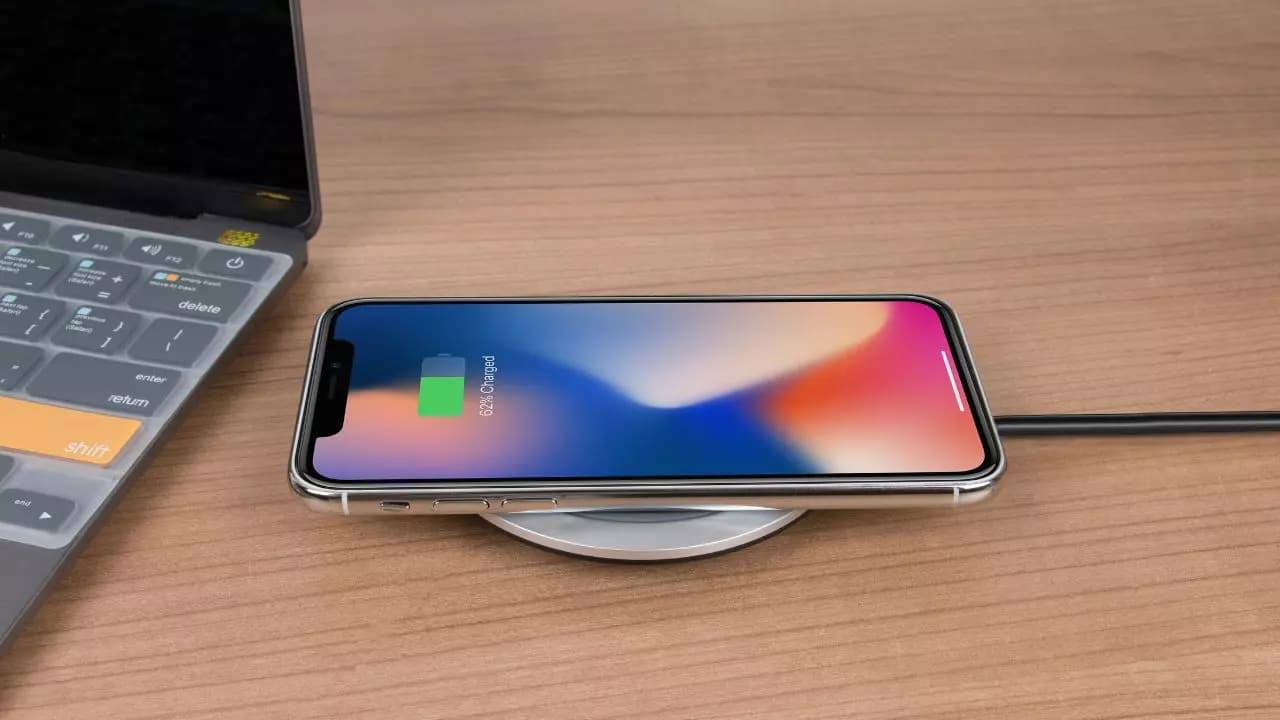 iPhone cargando bateria iPhone cargando bateria