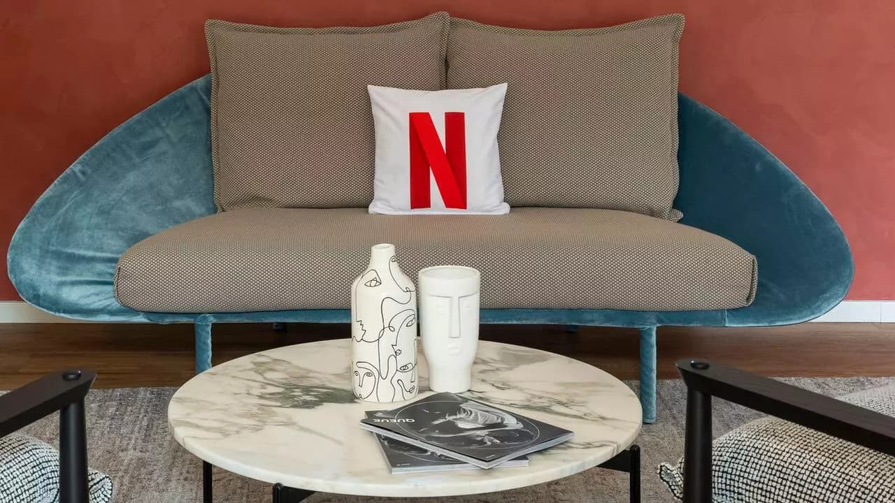 Sofa estiloso cojin Netflix Sofa estiloso cojin Netflix