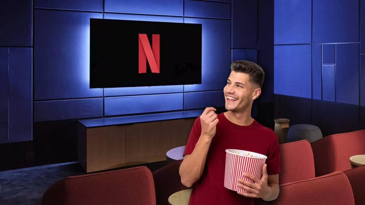 tv netflix hombre palomitas tv netflix hombre palomitas